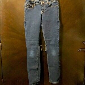 Maurices women’s skinny jeans,‎ size small